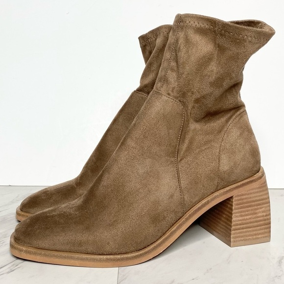 Dolce Vita Indiga Faux Suede Brown Heeled Bootie 9 - Picture 1 of 13